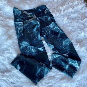 Old navy active wear leggings, speckled turquoise